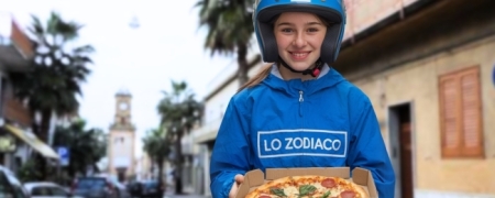 Pizza e bibita da asporto per 2 persone (domicilio +1,60)